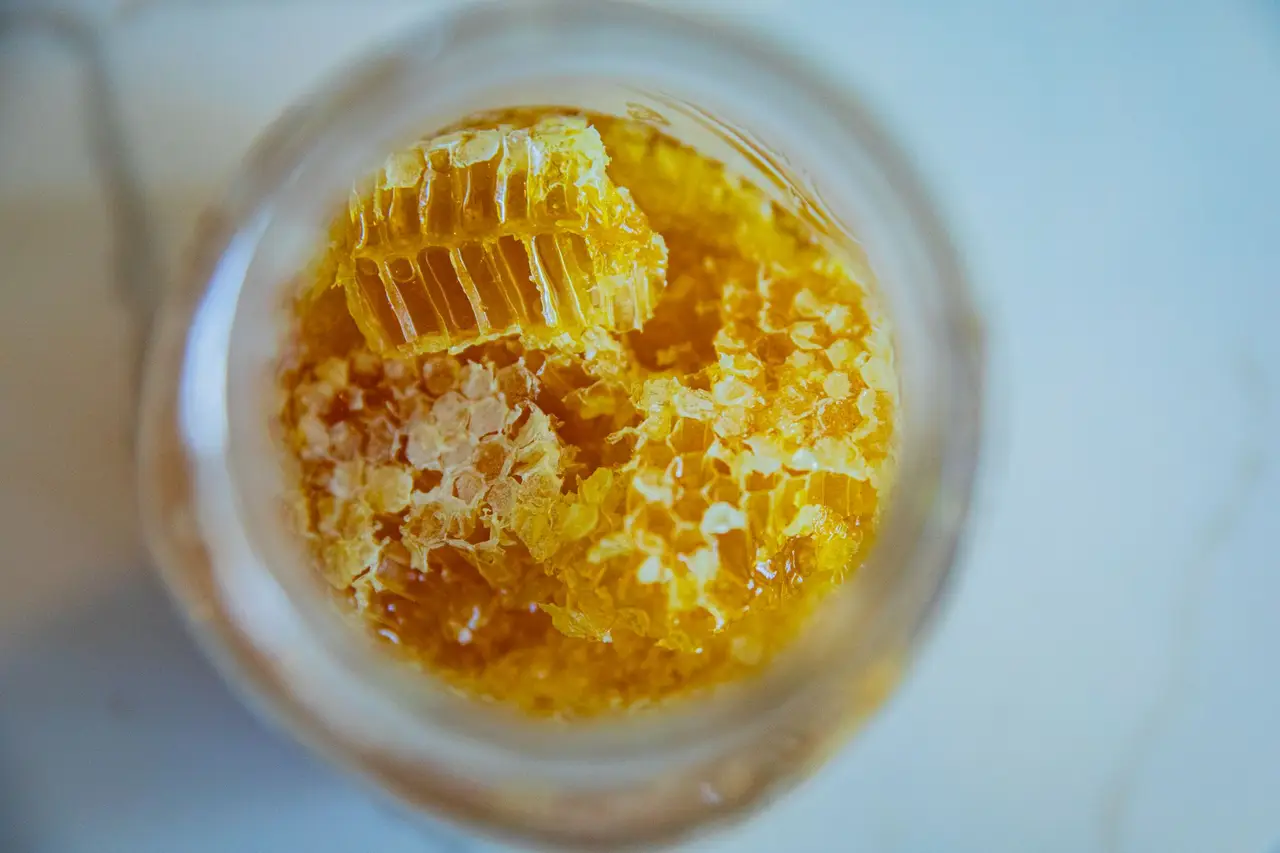 Premium honey and honeycomb