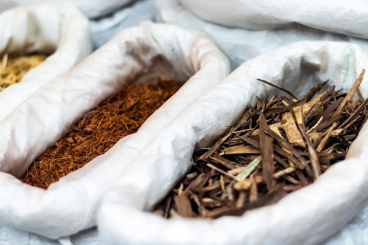 Dried native botanicals
